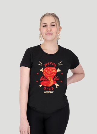 Playera Cobra Kai Never Dies