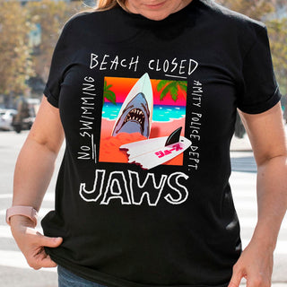 Playera Jaws Beach Closed