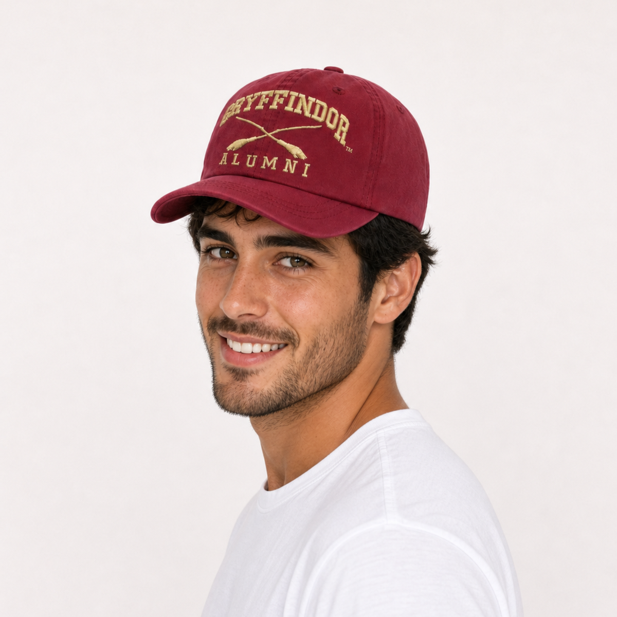Gorra Harry Potter Gryffindor Alumni Adulto Roja Bordada Ajustable