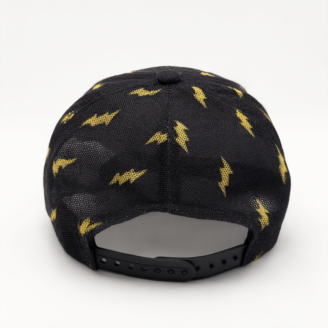 Gorra Pokémon Pikachu Adulto Negra Tipo Trucker Ajustable
