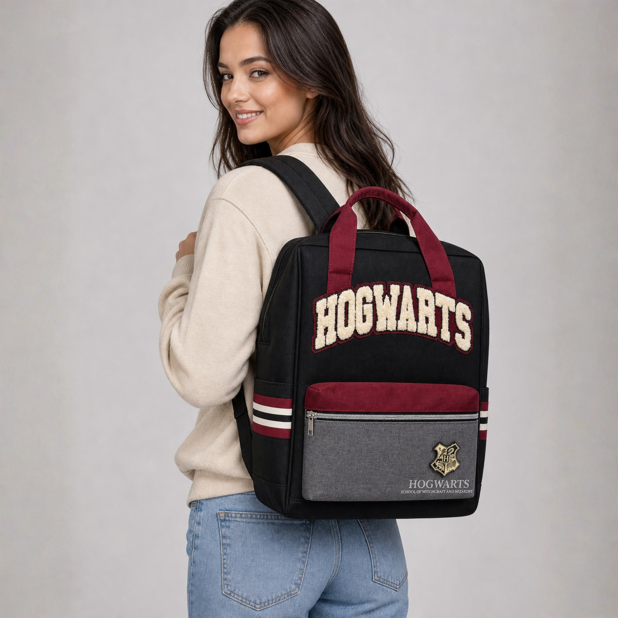 Mochila Harry Potter Hogwarts Negra Escolar con Bolsillo Frontal