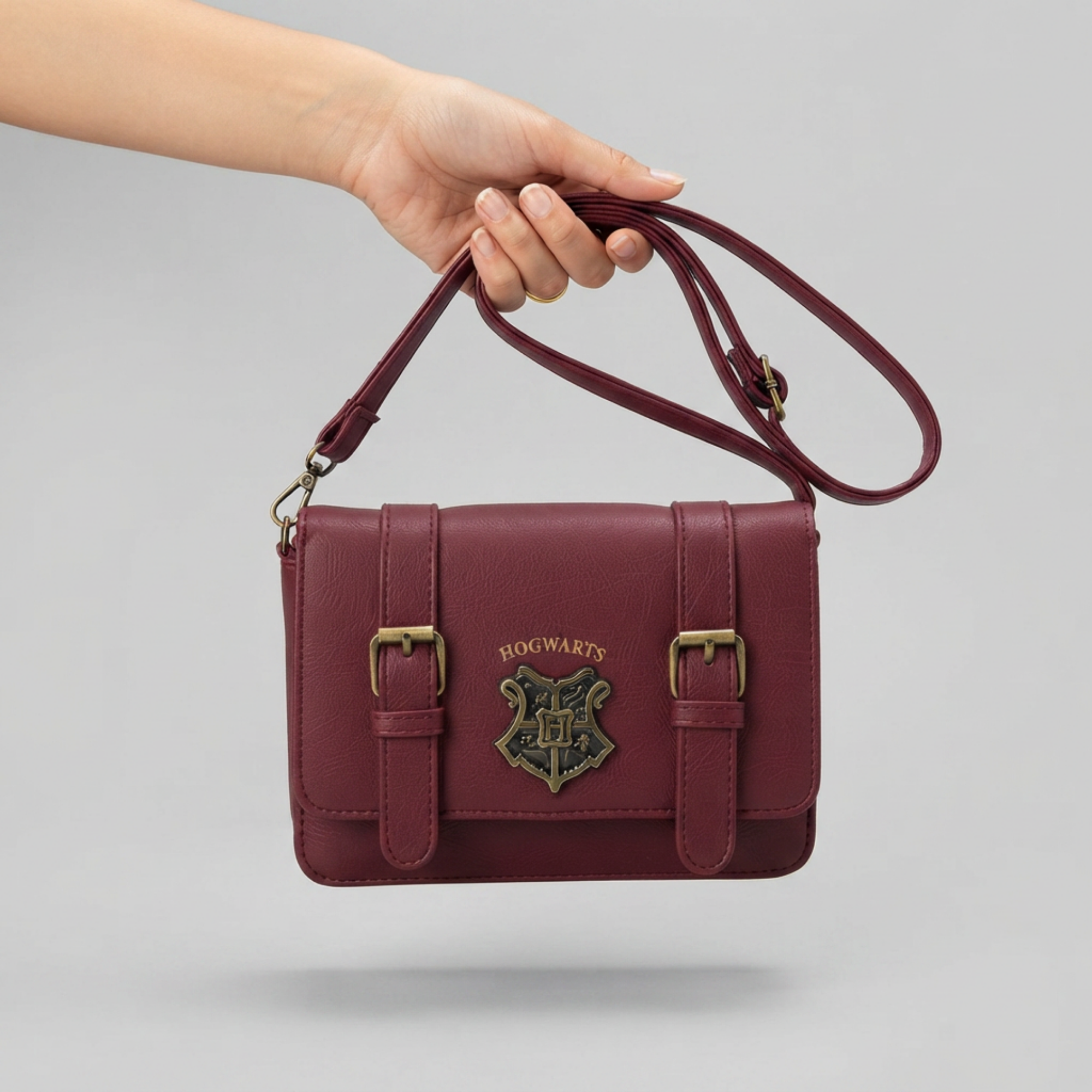 Bolsa Crossbody Harry Potter Hogwarts Vino con Correa Ajustable