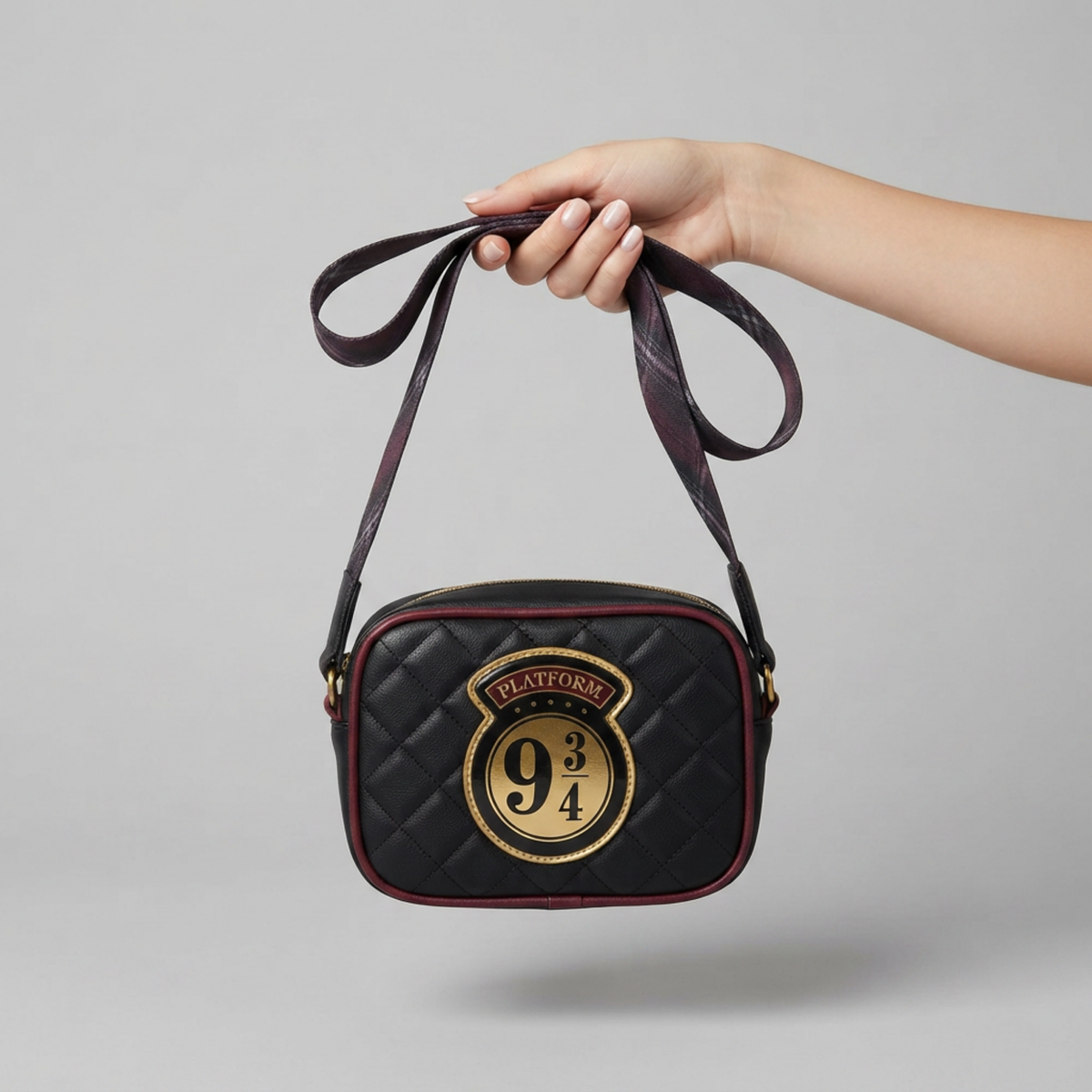 Bolsa Crossbody Harry Potter Plataforma 9 3/4 Negra Oficial