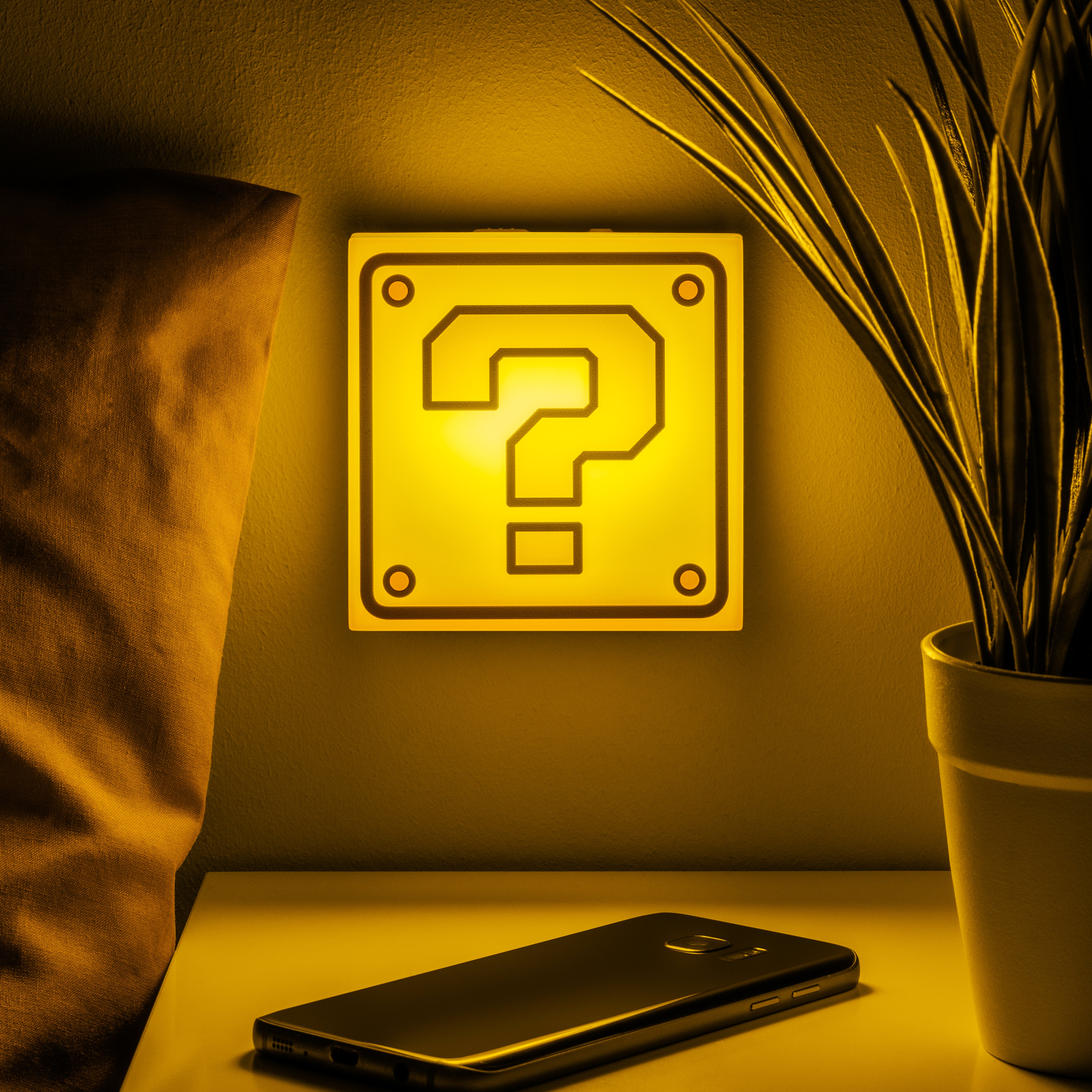 Lampara Super Mario Bloque de Preguntan Luz de Noche Original - Fan Army