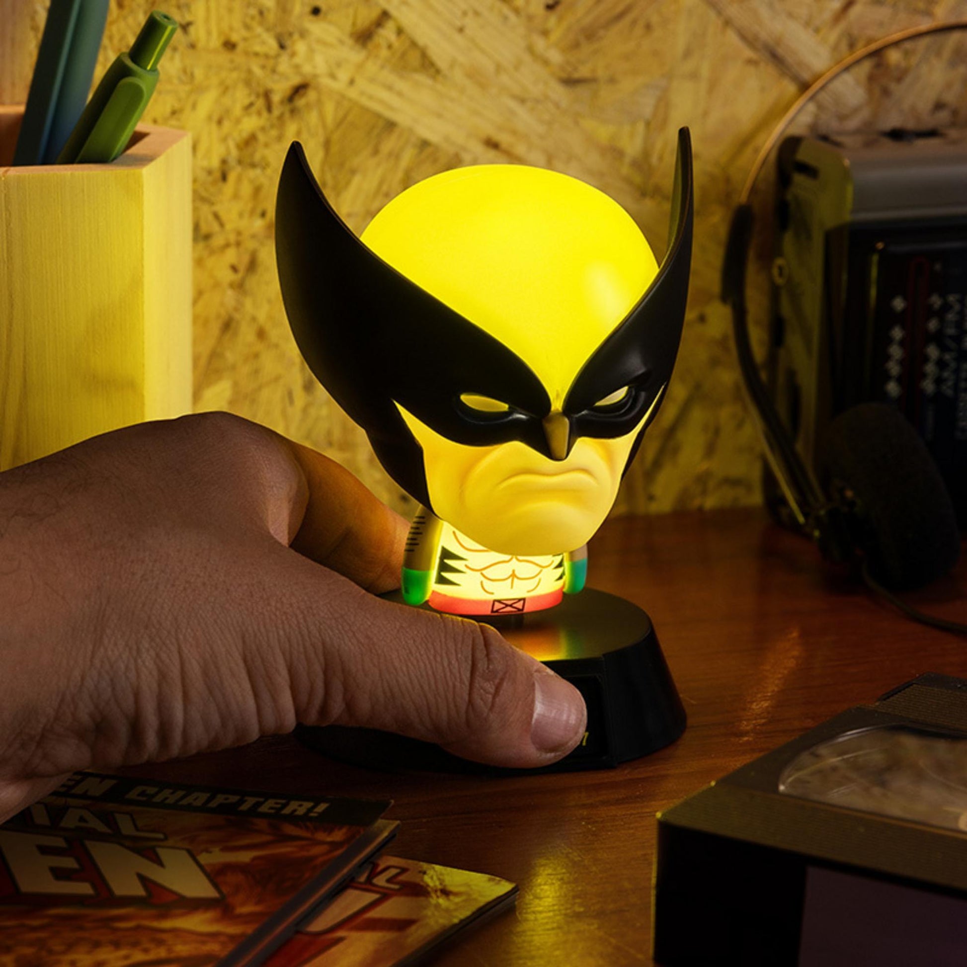 Paladone Wolverine Light X-Men '97 | Lámpara de noche coleccionable - Fan Army