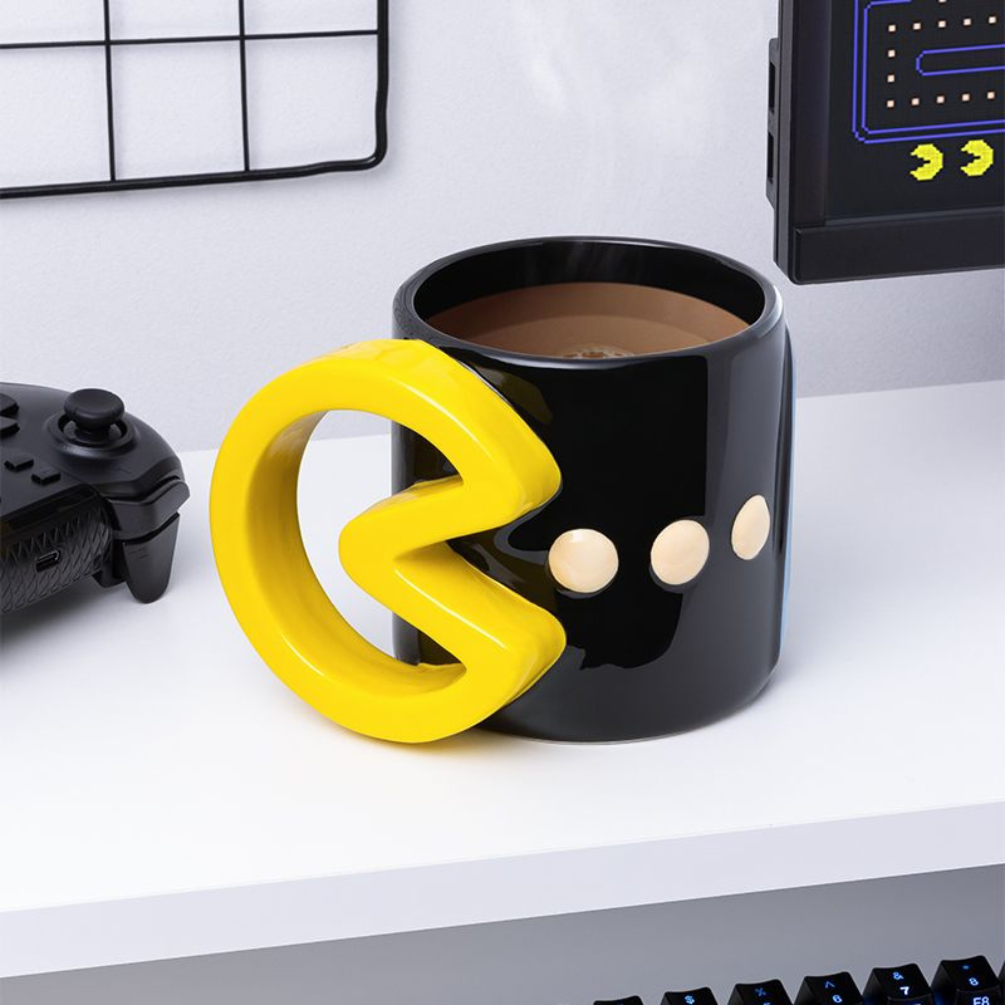 Taza PAC-MAN 600 ml con Asa en Forma de Personaje Diseño Retro Oficial - Fan Army