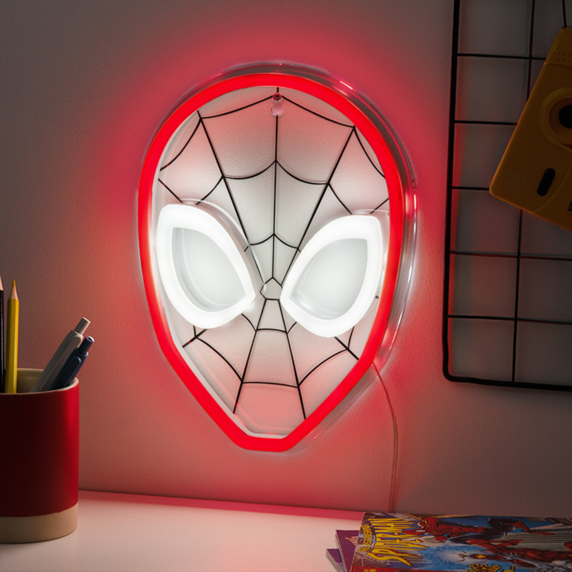 Lámpara Neon Spider-Man Luz Roja Decoración Marvel - Fan Army