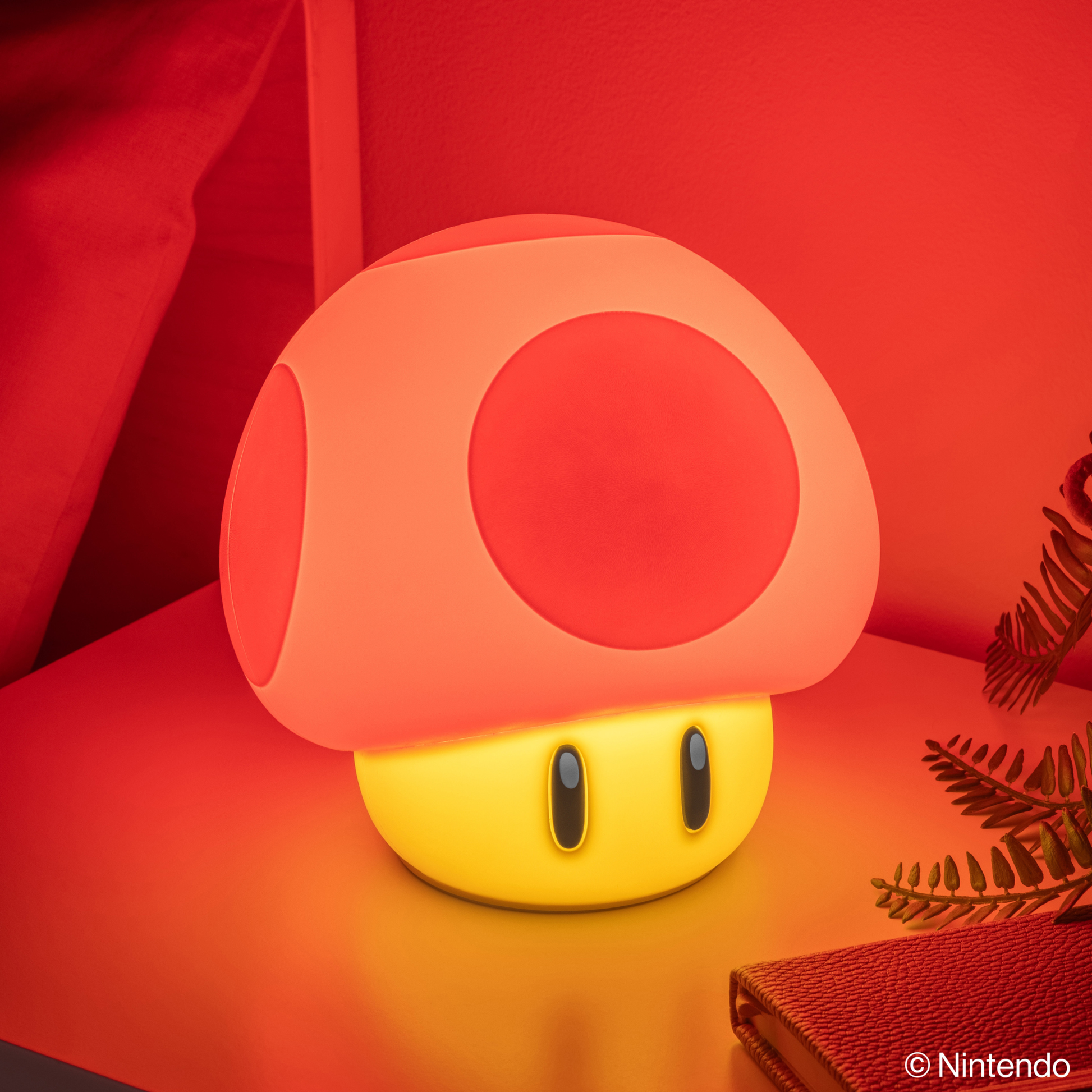 Lámpara Super Mario Super Mushroom 14.5 cm SquishyGlo - Fan Army