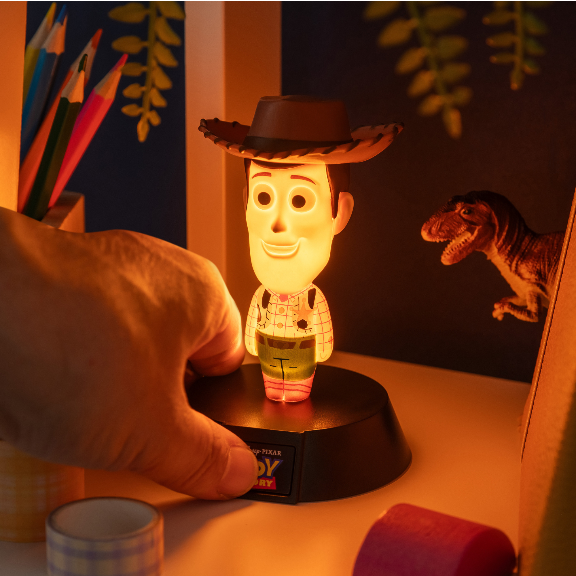 Lámpara Icon Woody Toy Story Luz Nocturna Disney Pixar