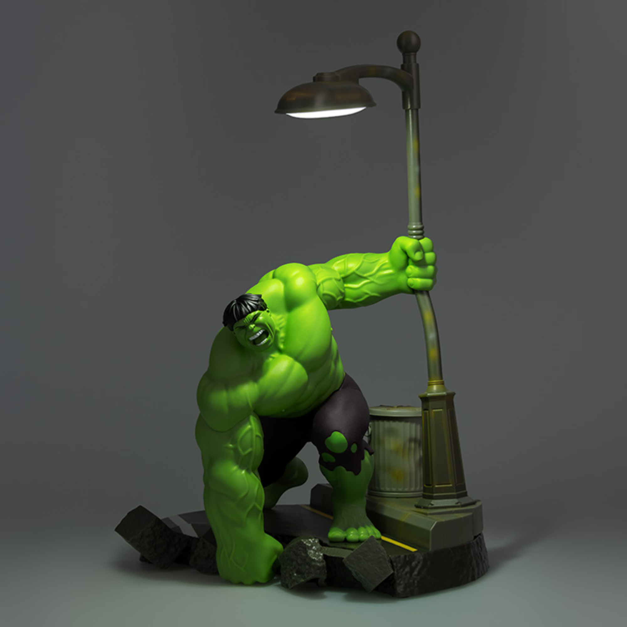 Lámpara Diorama Hulk Marvel LED Luz USB con 3 Niveles de Brillo