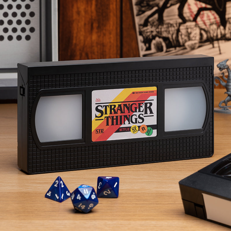 Stranger Things Casete VHS Logo Light - Fan Army