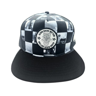 Gorra Bob Esponja Fondo de Bikini Blanco y Negro