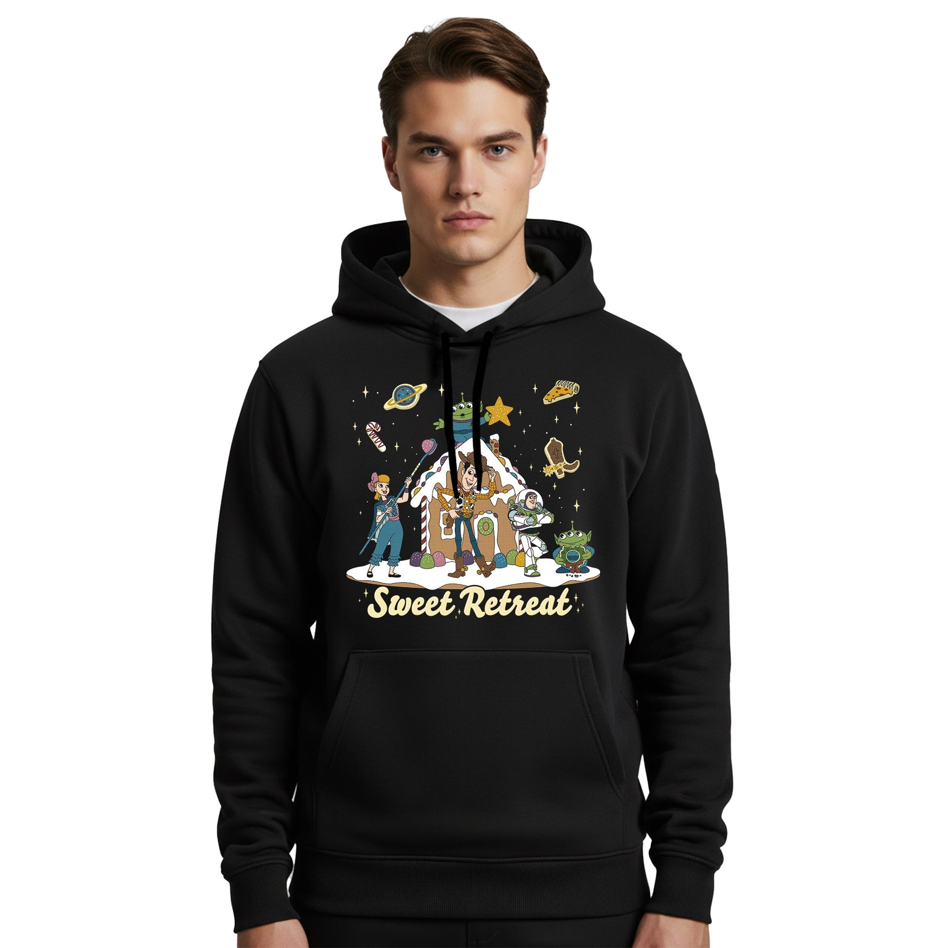 Hoodie Pixar Core Navidad Hombre Mujer Negro Disney Pixar Original Sweet Retreat Toy Story - Fan Army