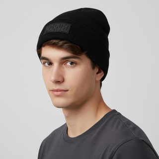 Beanie Marvel Logo Negro en Relieve - Fan Army