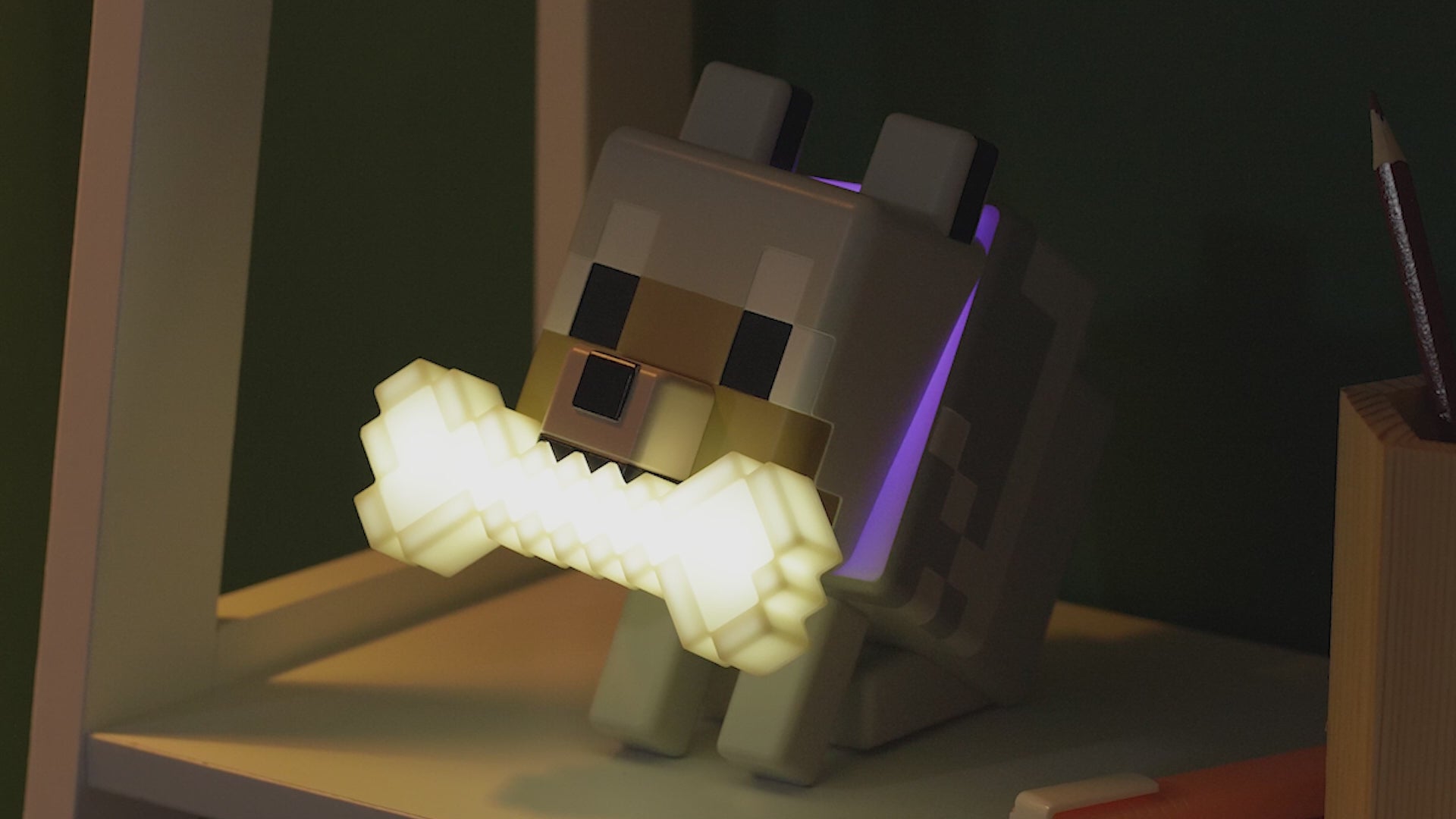 Cargar vídeo: Lámpara Minecraft Lobo Luz de Noche Original