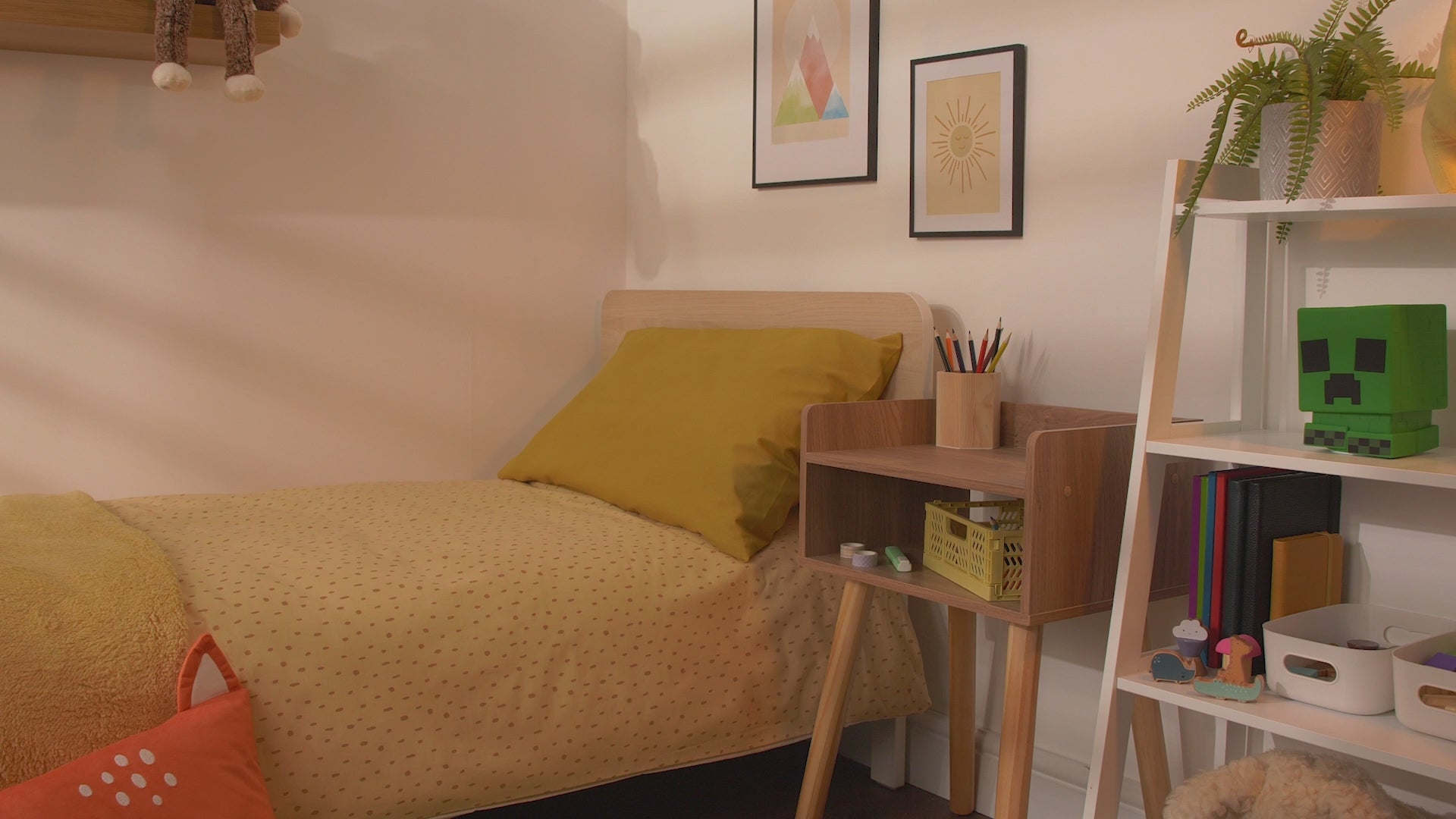 Cargar vídeo: Lámpara Minecraft Creeper SquishyGlo Recargable Luz de Noche Original