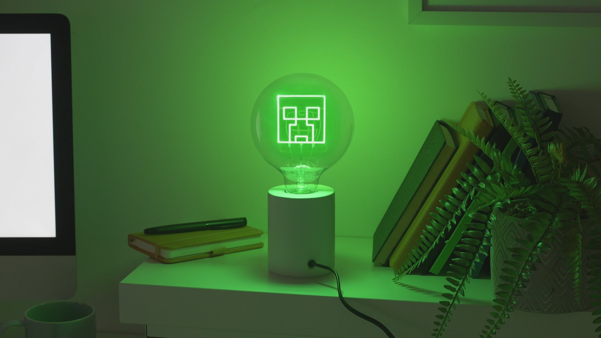 Cargar vídeo: Lámpara Minecraft Creeper Foco LED Neon Luz de Noche Original