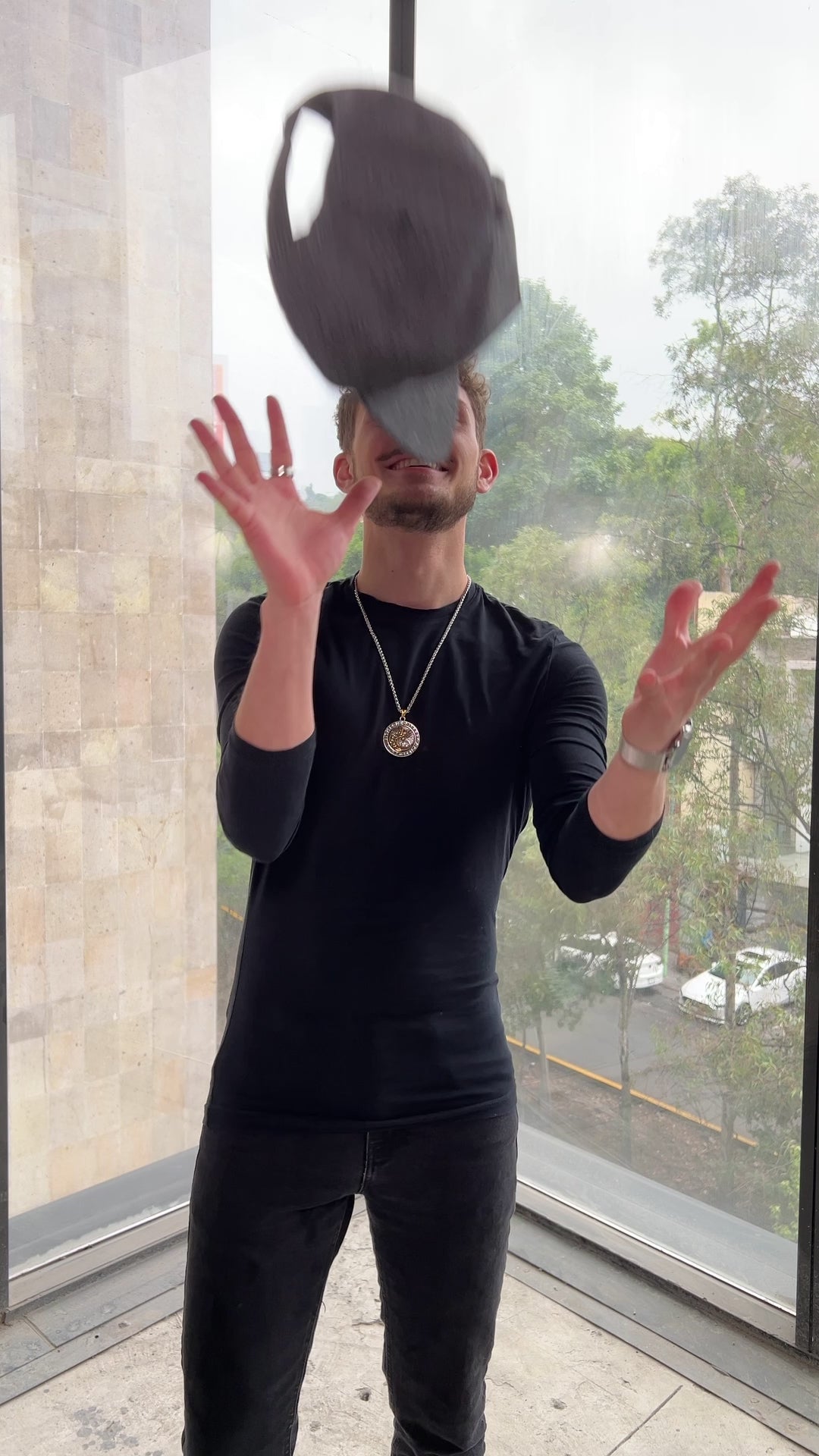 Cargar vídeo: Gorra Batman Arkham City