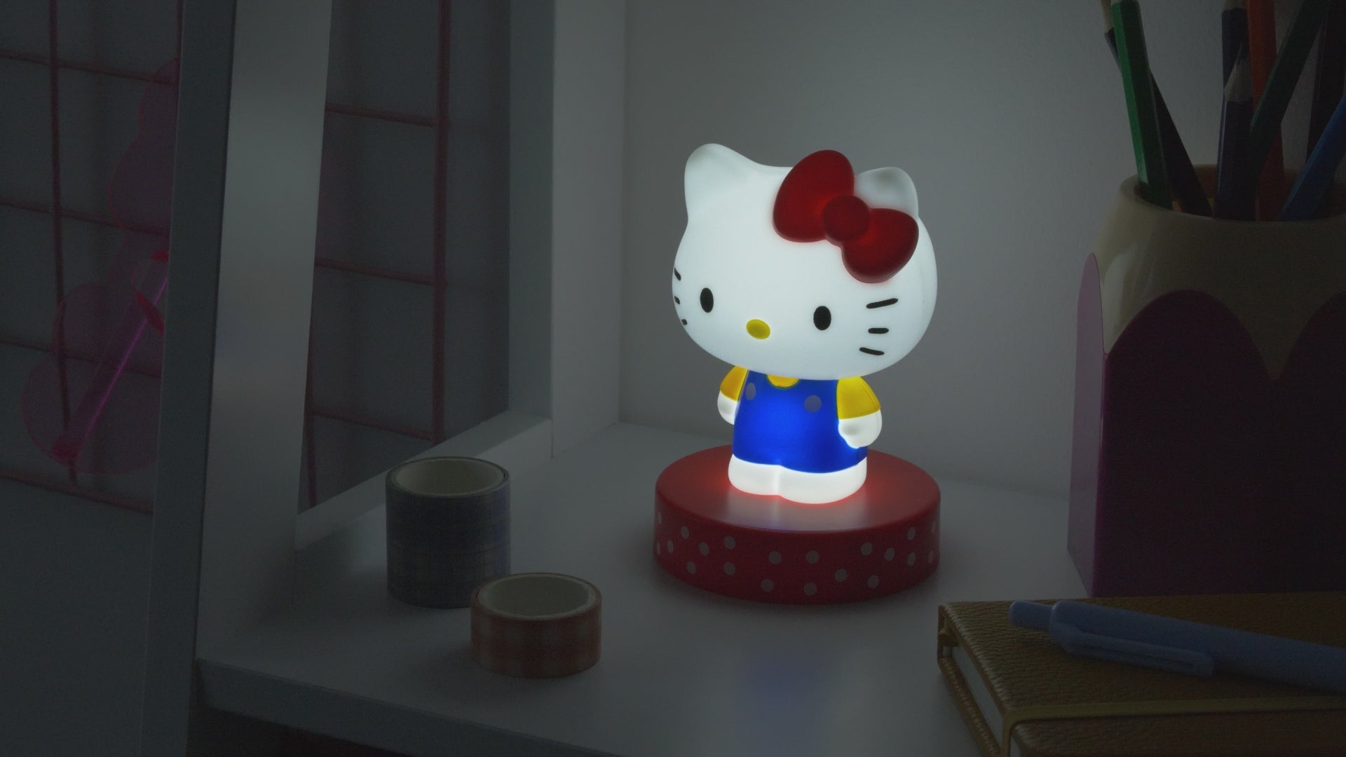 Cargar vídeo: Lámpara Hello Kitty Icon Luz de Noche Original