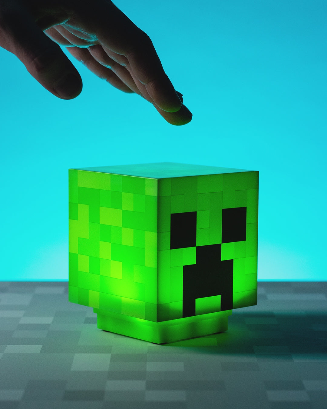 Cargar vídeo: Lámpara Minecraft Creeper con Sonido Luz de Noche Original