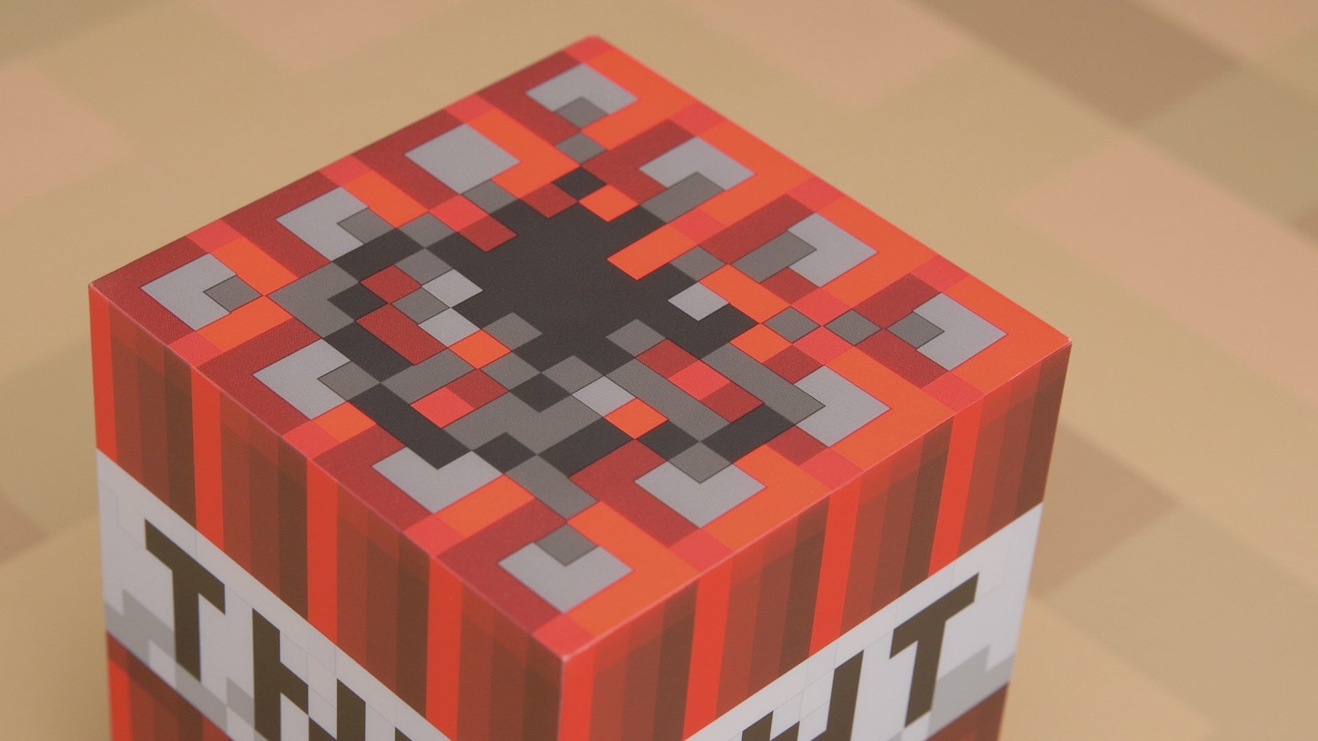 Cargar vídeo: Lámpara Minecraft TNT Bloque con Sonido Luz de Noche Original